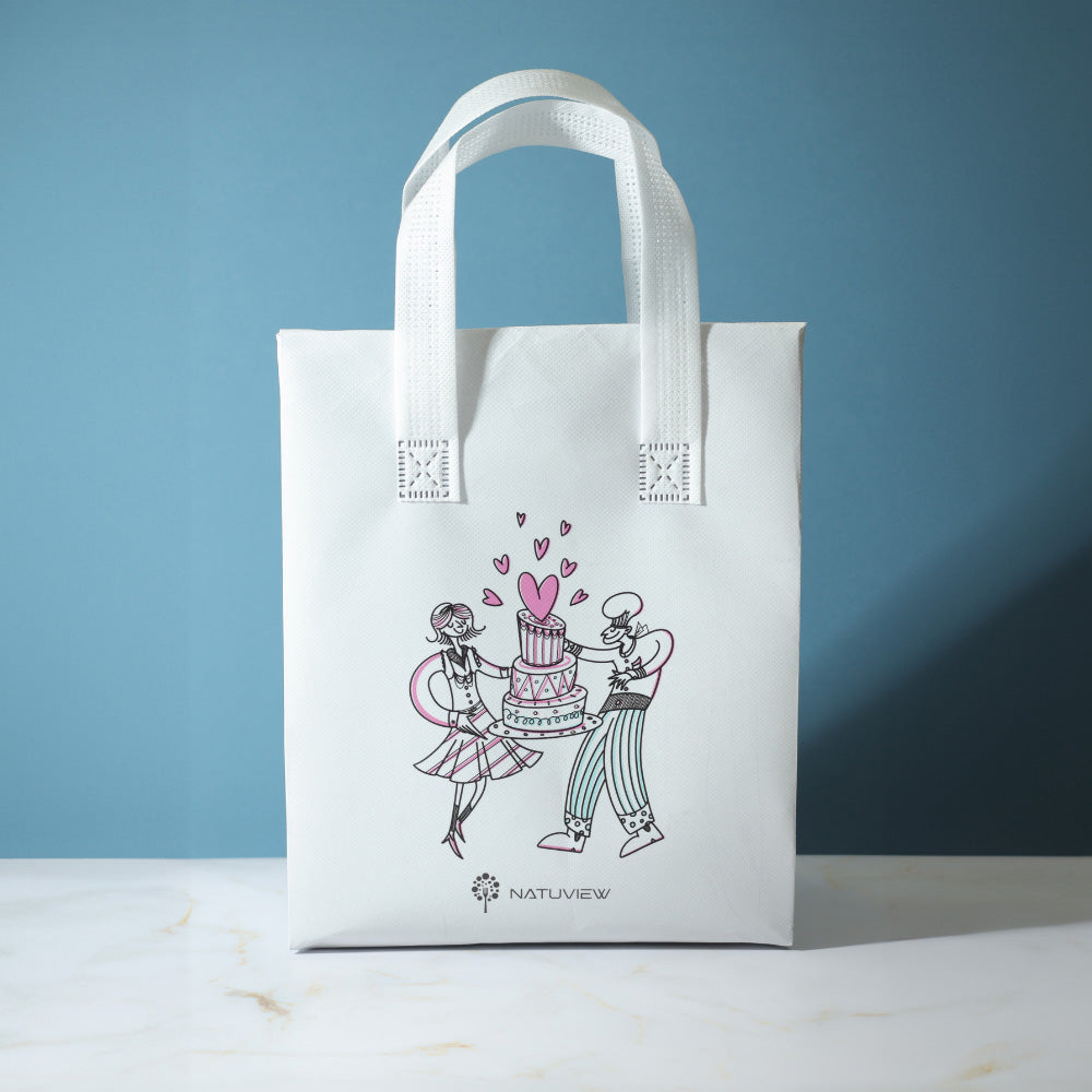 <img src="original-bag.jpg" alt="Natuviewオリジナルバッグ。シンプルでスタイリッシュなデザインの手提げバッグ">