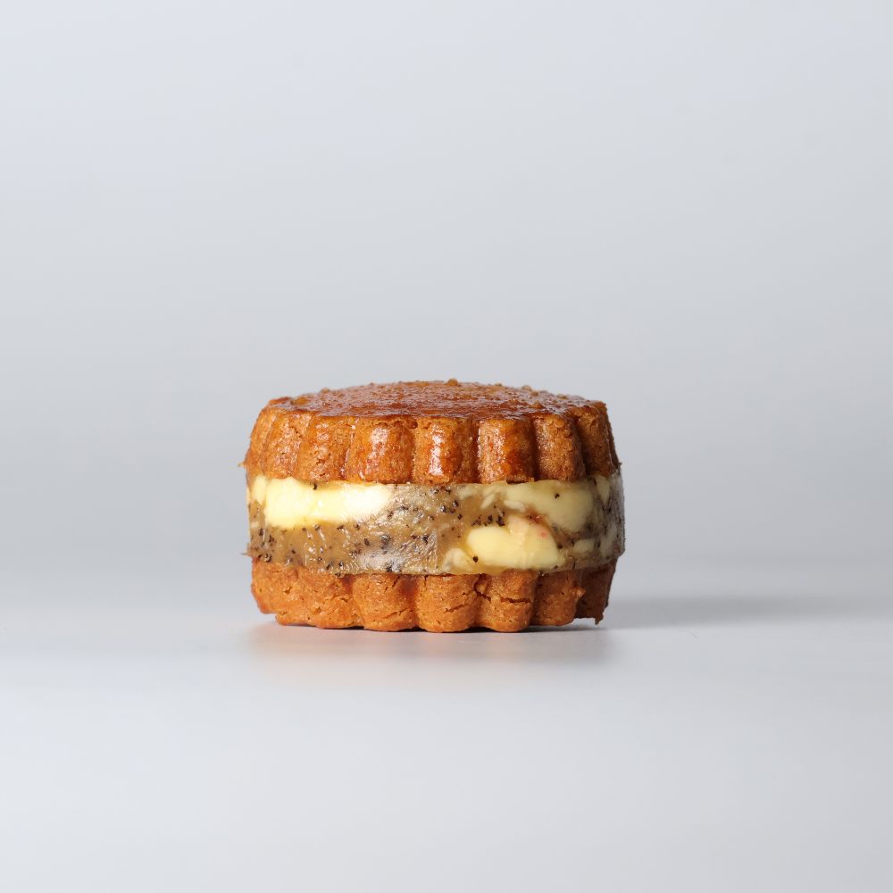 グルテンフリー砂糖不使用のグラスフェッドバターサンド紅茶キャラメル